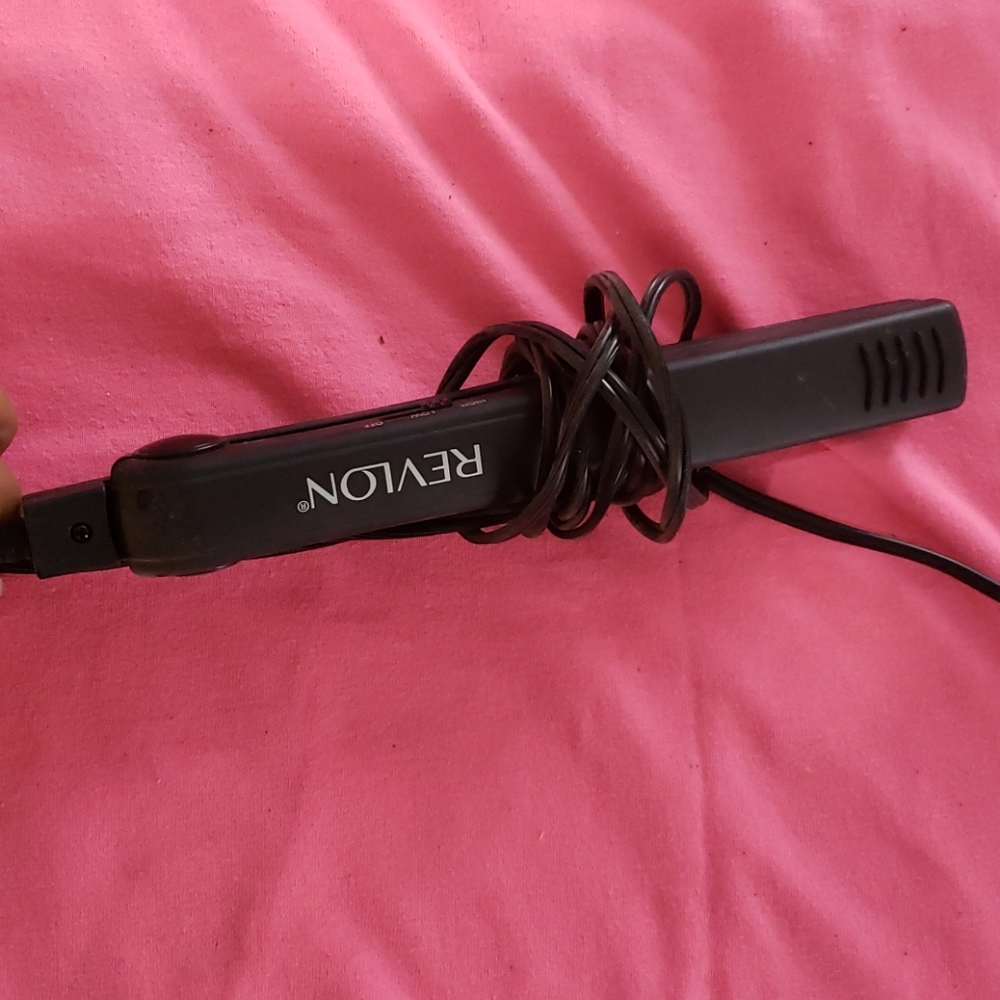 Travel straightner